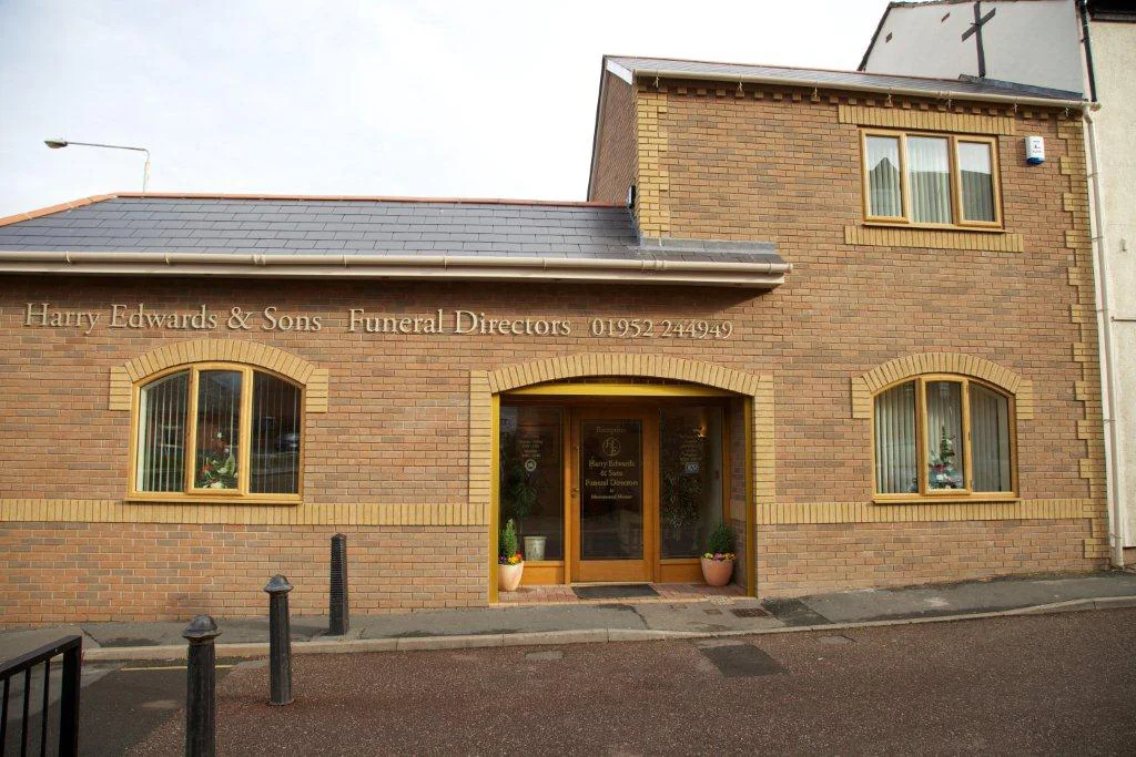 Harry Edwards & Sons